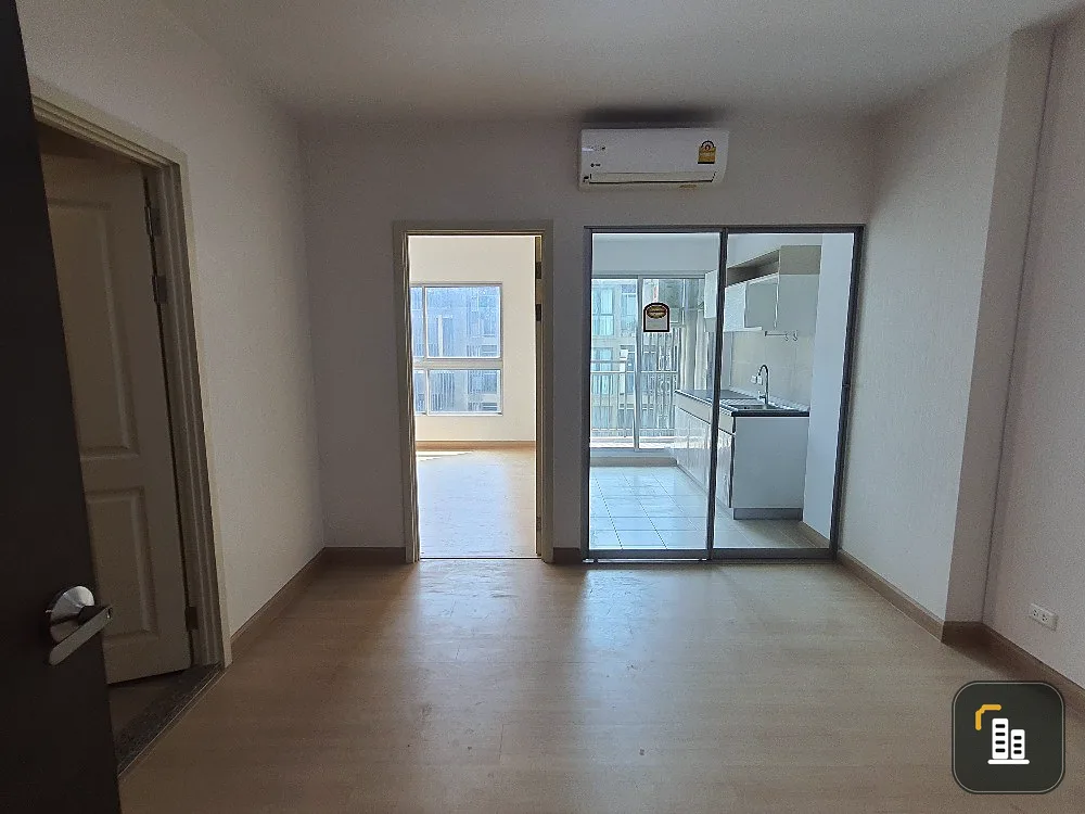 Condo for sale, Supalai Veranda Rama 9, empty room, complete amenities, very good price, don't miss it.
