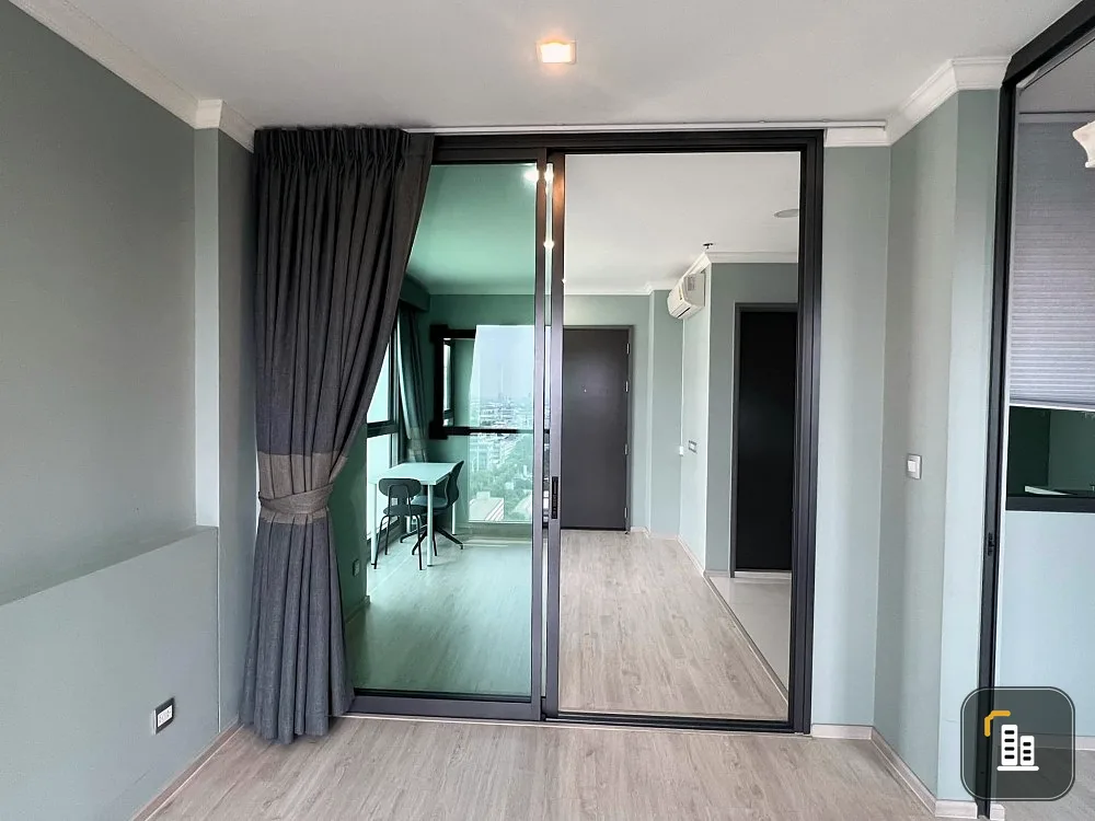Rhythm Rangnam for sale, corner room, open view, comes with complete decoration. If interested, hurry and reserve now. Don't miss it.