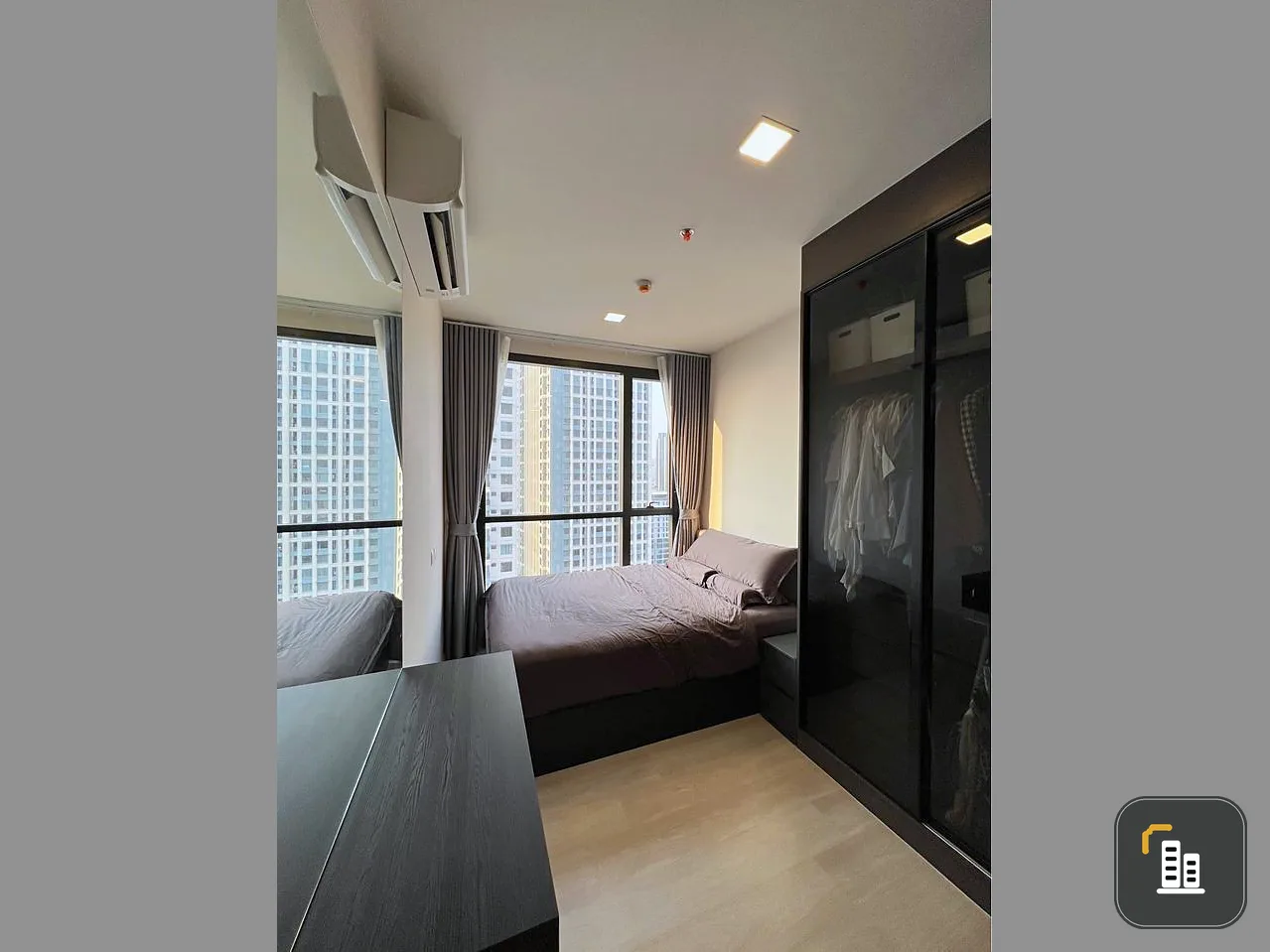 For sale or rent, The Privacy Chatuchak, decorated with great built-ins in a Modern Luxury style. Book now and you won't be disappointed.