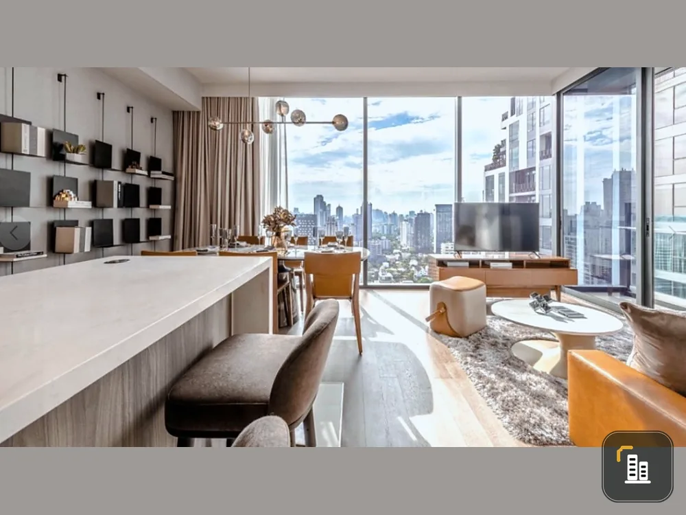 For rent, CELES ASOKE, 30th floor, extremely beautiful view, luxuriously decorated room. Use premium grade materials. Good like this. Don't miss it.