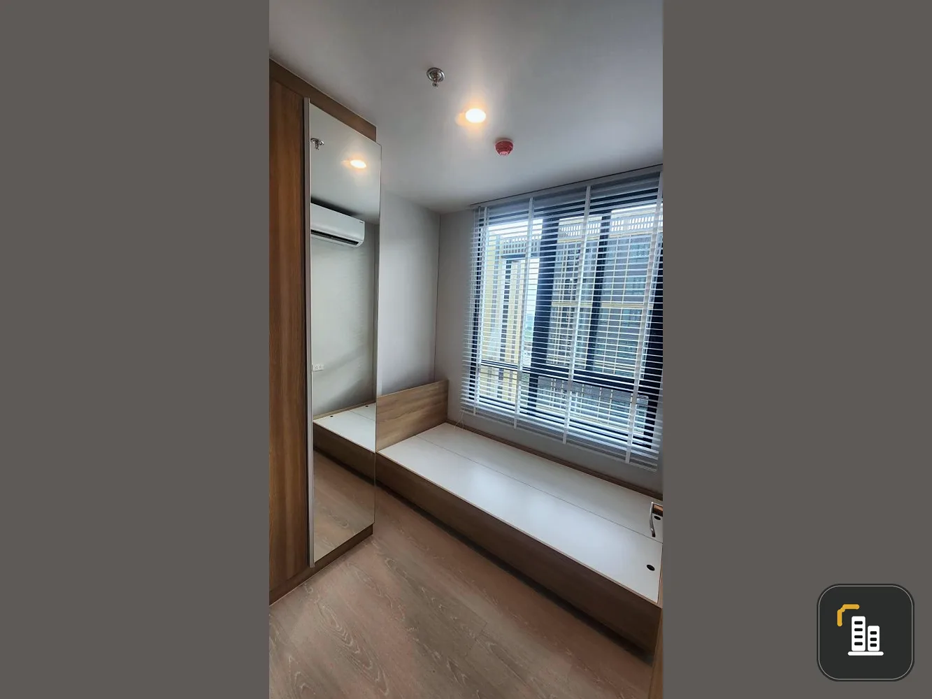 Selling reservation slip for New Connex Condo Don Mueang, corner room, spacious, with privacy. Plus lots of furniture. Reserve quickly.