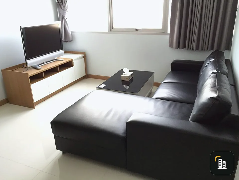 For rent: St. Louis Grand Terrace, 20th floor, Sathorn view, comes with full furniture. If you miss it, you'll regret it.