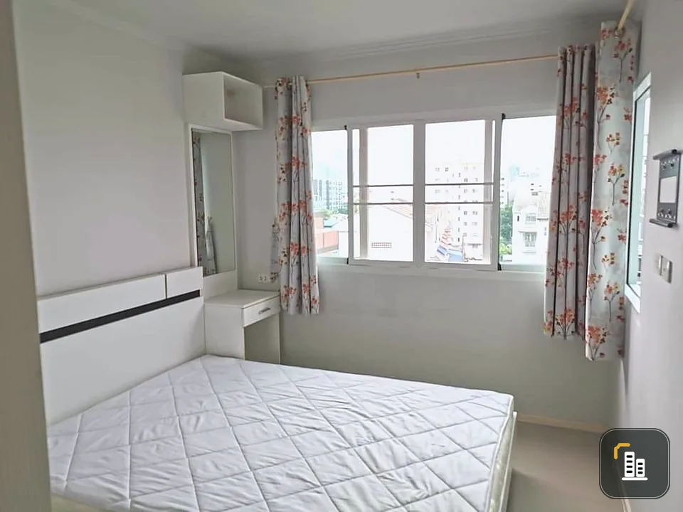 For sale or rent: Notting Hill Sukhumvit 107, 6th floor, north side, very cool room. Comes fully furnished, ready to move in.