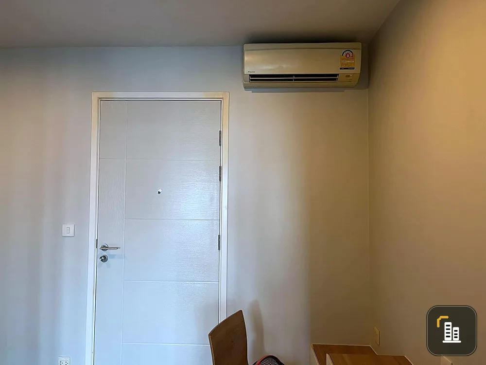 For sale: Centric Tiwanon Station, nice room, fully furnished, ready to drag your bags in, urgent.