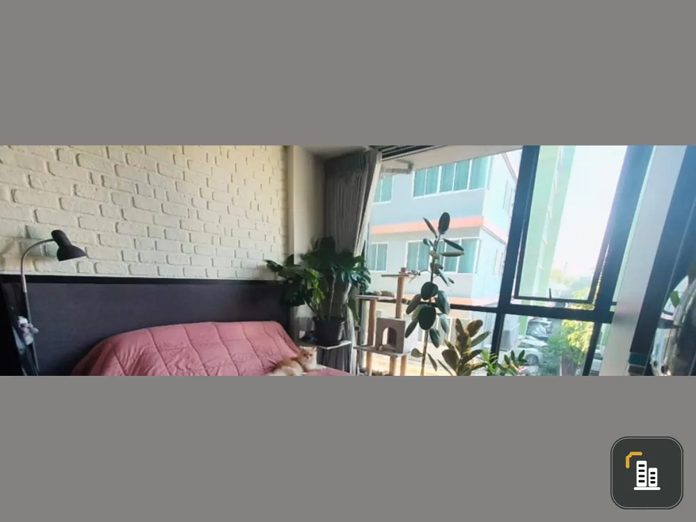 Condo for sale: The Unique Ratchada 19, Loft style, Pet Friendly style, cat slaves will definitely like this. Book now.