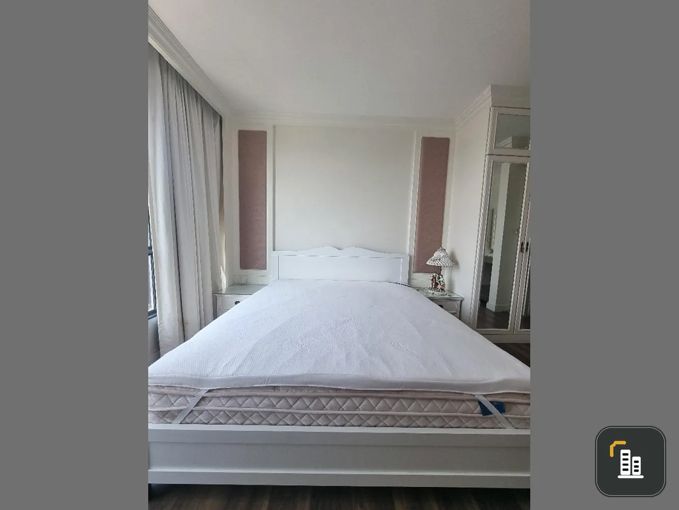For sale The Room Sukhumvit 62, 19th floor, city view and Chao Phraya River curve, good house number, already great, reserve quickly.