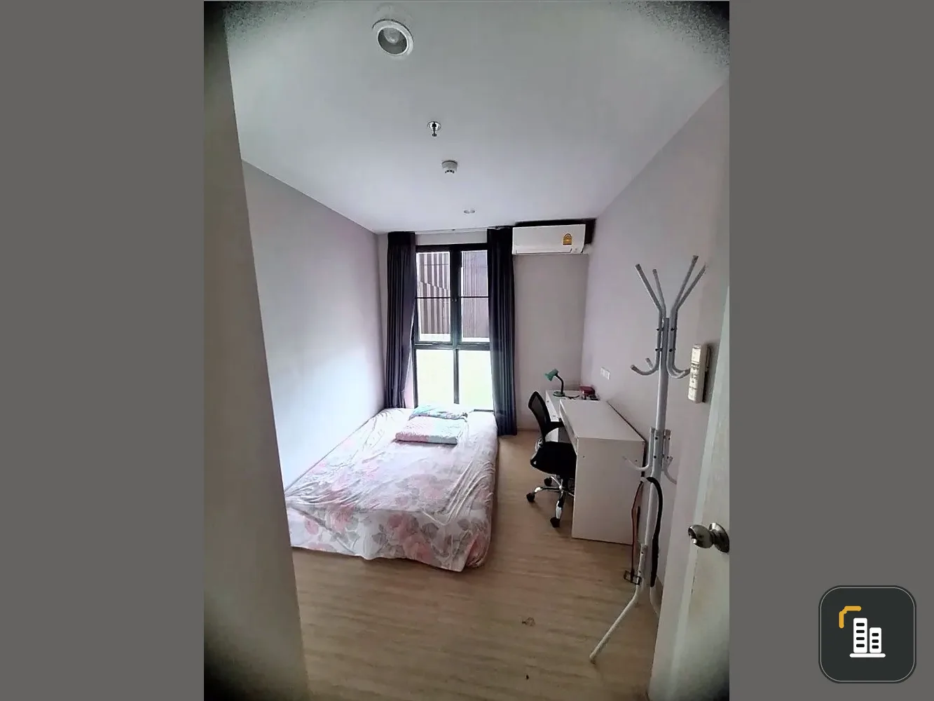 Condo for sale, Plum Condo Pinklao Station, 1 bedroom, 1 bathroom, 3rd floor, not high, comes with a great price. Book now.