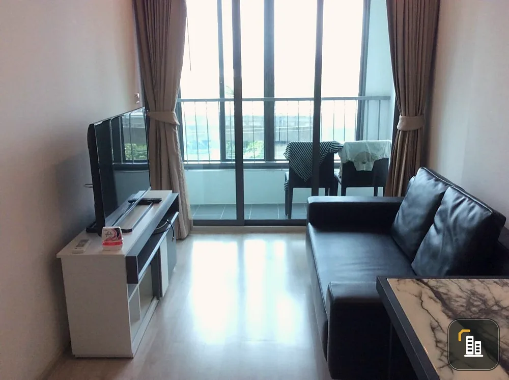 For sale: Ideo Mobi Charan-Interchange. Spacious room, comfortable to live in, fully furnished, nice to live in. Interested in being an owner, hurry a