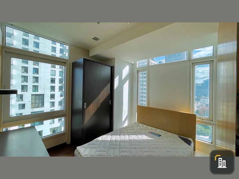 For sale: The Height Thonglor, 15th floor, Thonglor view. Complete with furniture, fully decorated, good like this, don't miss it, hurry up.