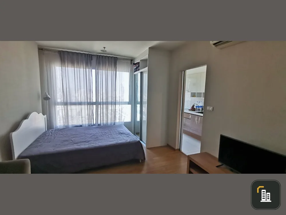 For rent, Condo Fuse Chan-Sathorn, studio room, bright and comfortable, city view, very beautiful, don't wait, book now.