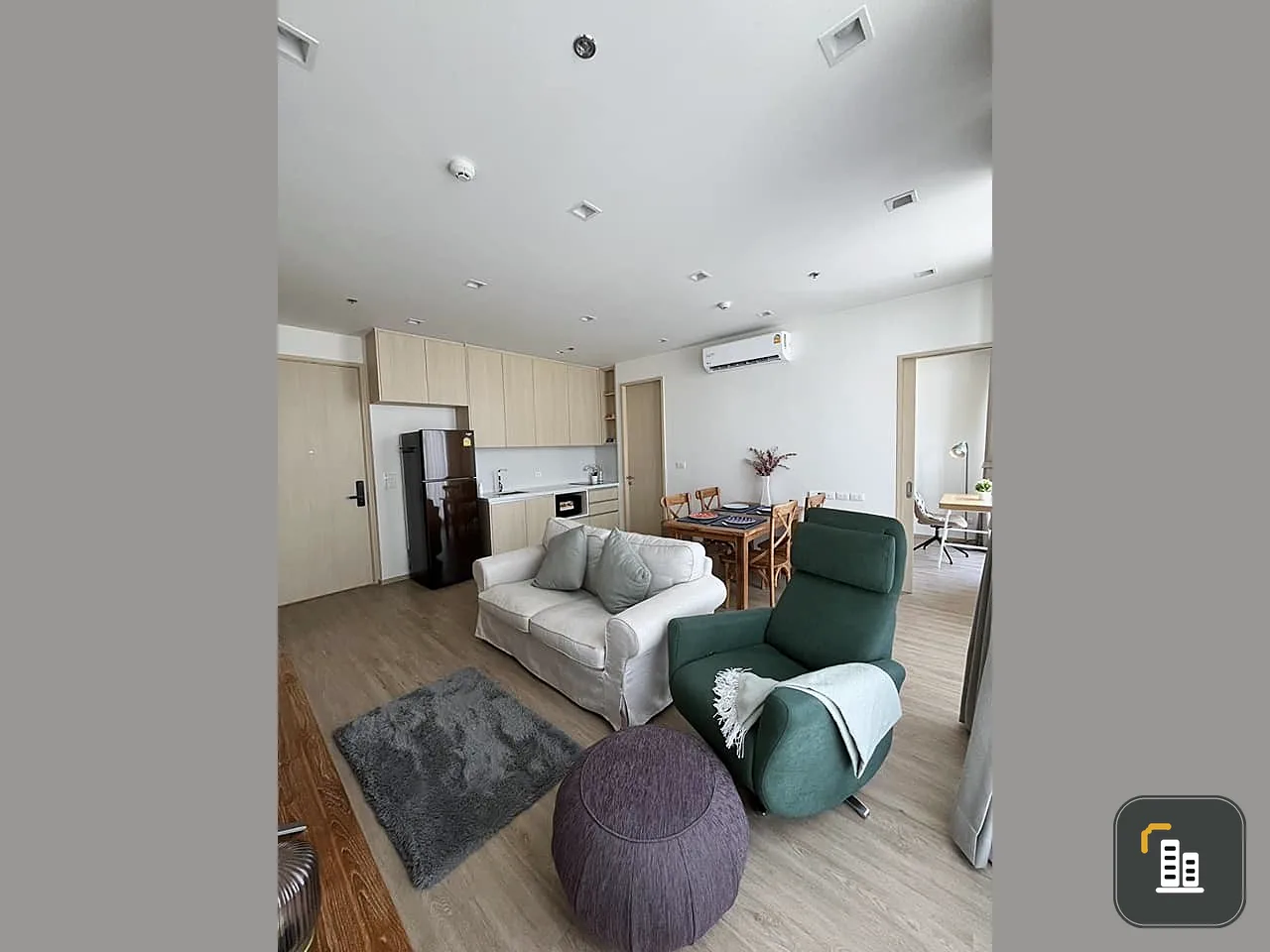 For rent: Noble State 39, spacious room, partitioned, beautifully decorated, ready for you to move in. Don't wait.