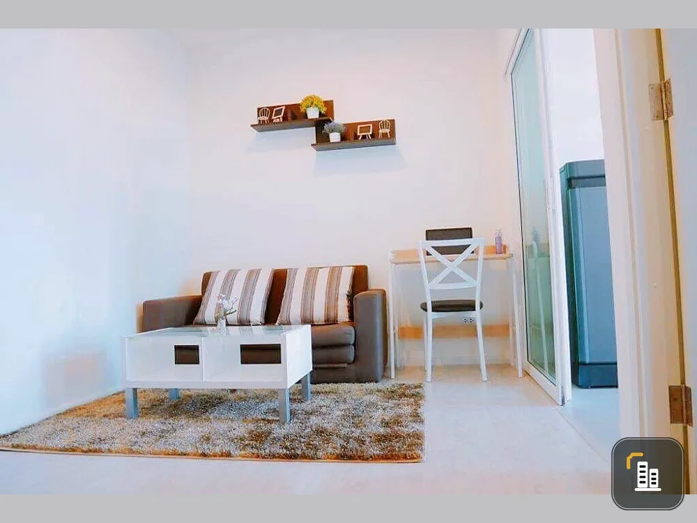 For sale: Aspire Sathorn-Tha Phra, 10th floor, corner room, beautiful view, airy room, fully furnished, book now, don't miss it.