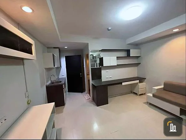 For sale, for rent, The Lock 3 Sukhumvit 101/1, size 28 sq m, 7th floor, beautiful room, built-in, open, pool view, book now.