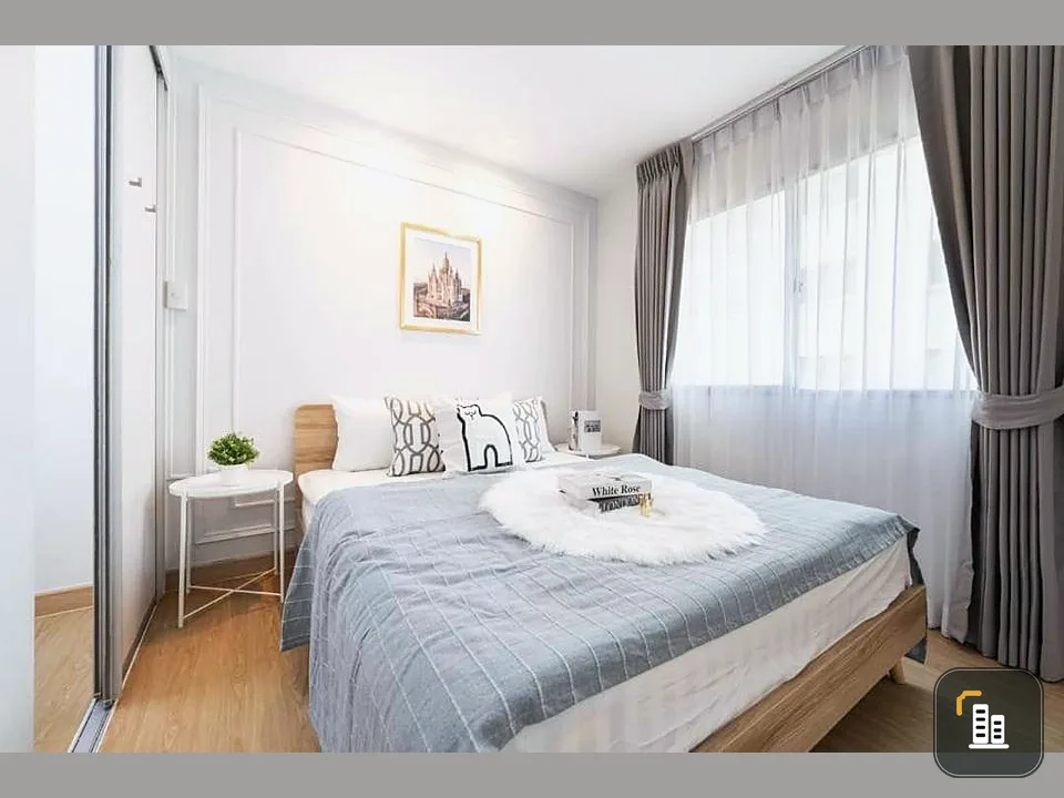 Smart Condo Rama 2 for sale, beautifully decorated room, very homey. Free furniture and electrical appliances. Reserve now.