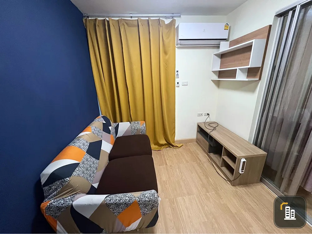 For sale August Rama 3–Chareonkrung The room is divided into proportions and comes with a complete set of built-in furniture. Hurry and reserve it now
