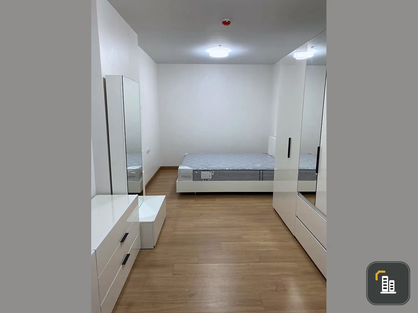 For rent, Supalai City Resort, Phra Nang Klao Station-Chao Phraya, high floor, beautiful view, large room, comfortable, urgent.