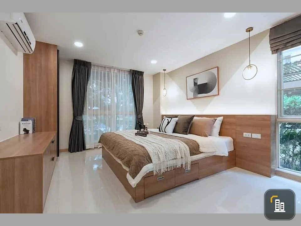 For sale: The Niche ID Lat Phrao 130, very spacious room, lots of usable space. Beautifully decorated in a cozy style. Don't miss it.