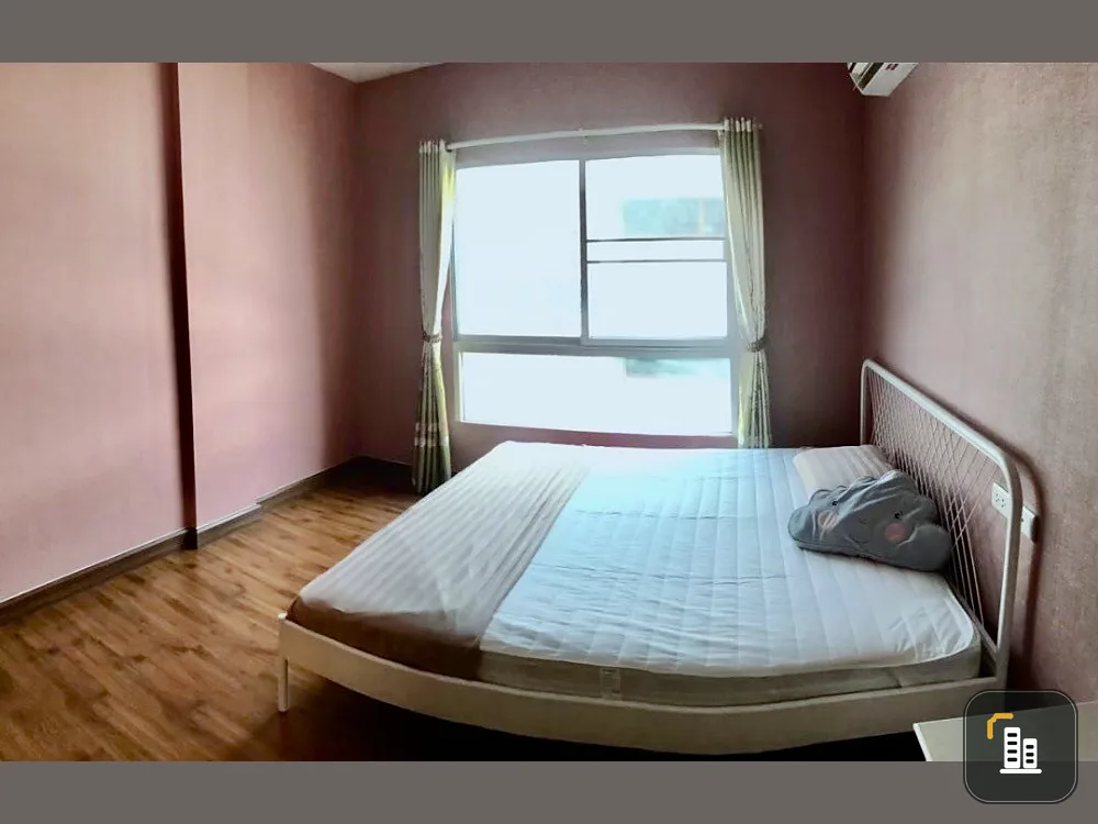 For sale: The Kith Tiwanon, 4th floor, Building B, complete with furniture and electrical appliances. Book now, don't miss out.