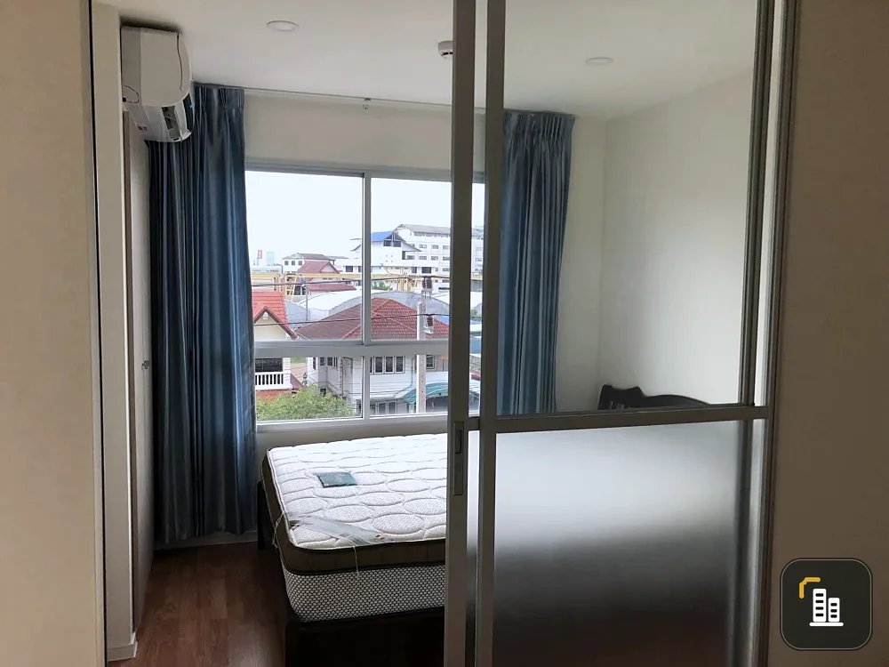 Condo for sale, Lumpini Ville Sukhumvit 76-Bearing, 4th floor, good view, no blocking buildings, ready to move in. You must not miss it.