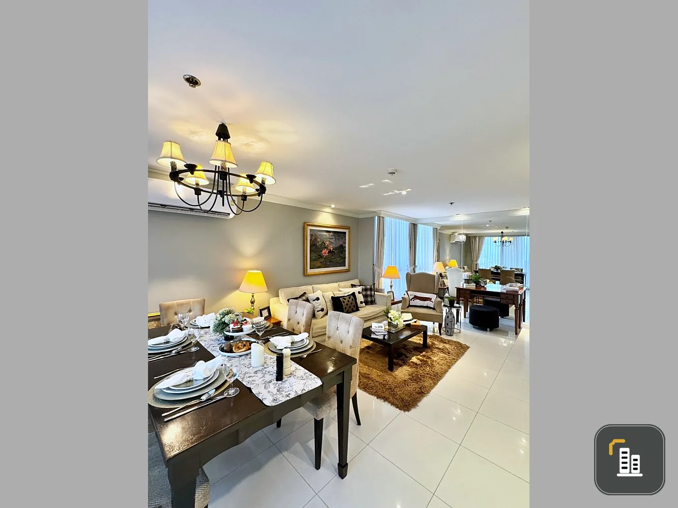 Condo for sale, Icon 3, 26th floor, spacious room, very comfortable to live in, well decorated, fully furnished, don't reserve, it's a big mistake.