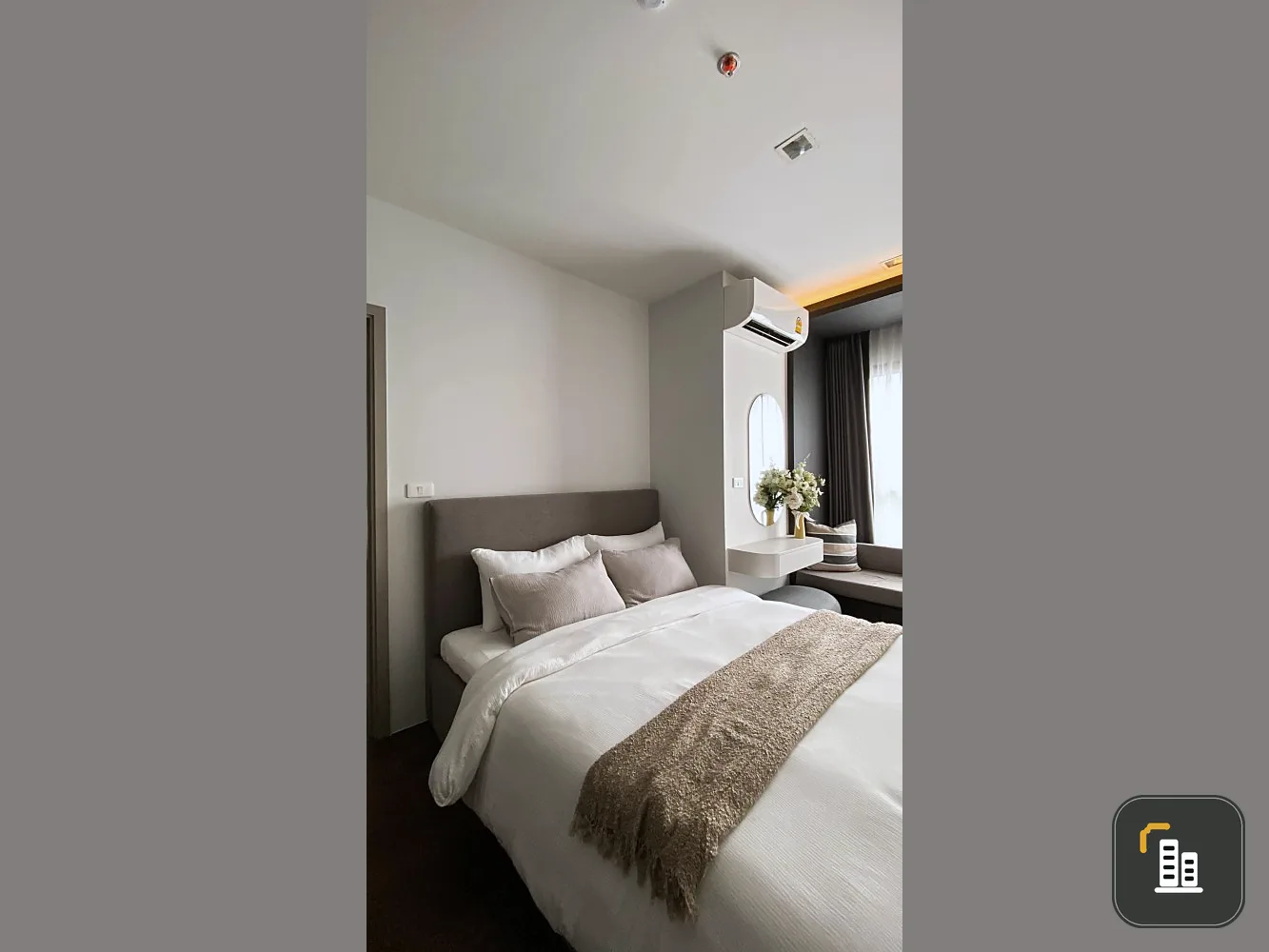 Condo for sale, rent Ideo New Rama 9, spacious room, beautifully decorated, very livable, with a stunning view. Don't wait, book now.