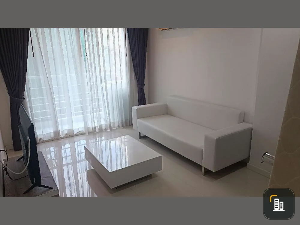 For sale: Element Srinakarin, white room, spacious, airy, comfortable, with electrical appliances included. Don't just look.