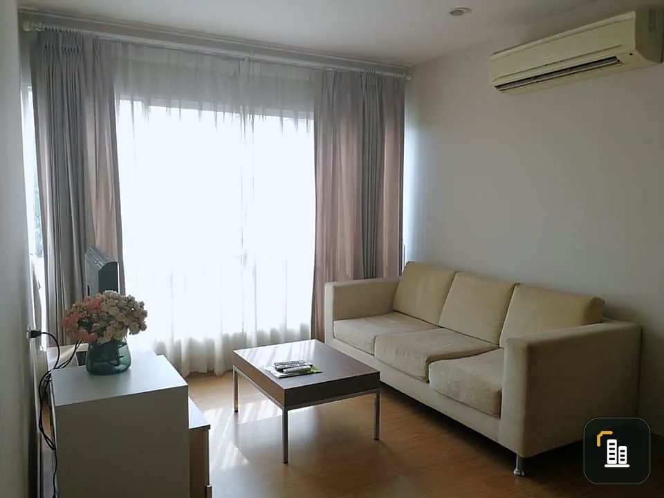 For sale, for rent, Bridge Phahonyothin 37, 1 bedroom, 2 bathrooms, very spacious room, comes with a white sofa, very comfortable to sit on, don't mis