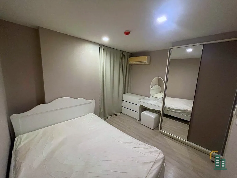 For sale/rent: Metro Luxe Rama 4, 4th floor, separate rooms, decorated in a minimalist style. If you don't book, you'll really miss out.