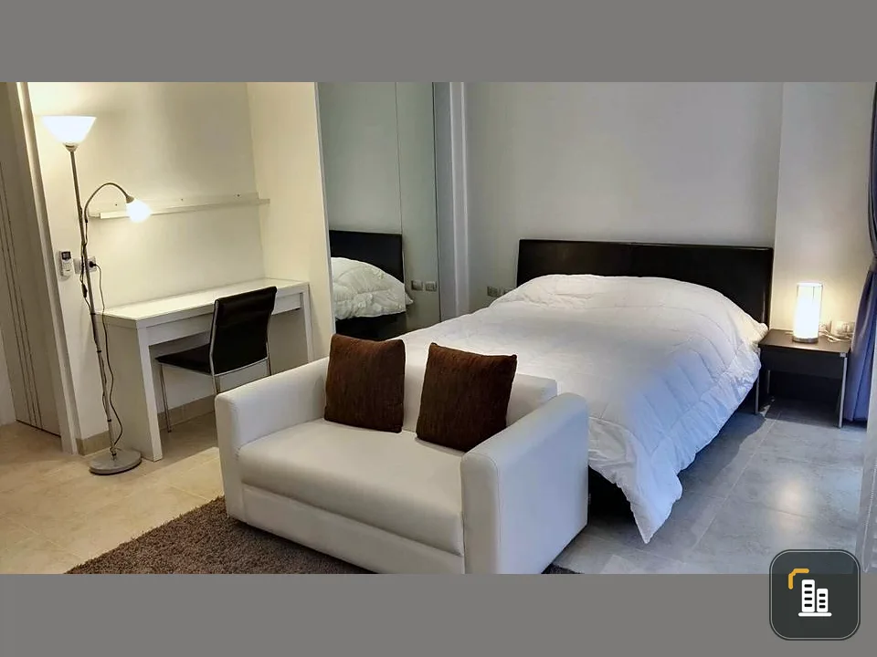 For rent, Centara Avenue Residence & Suites (Pattaya Central), very good swimming pool view. With full furniture