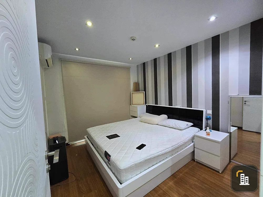 For sale: Ables Condo Lat Phrao 27, area 50.32 sq m., 2nd floor (edge room), not attached to anyone, ready to reserve now.