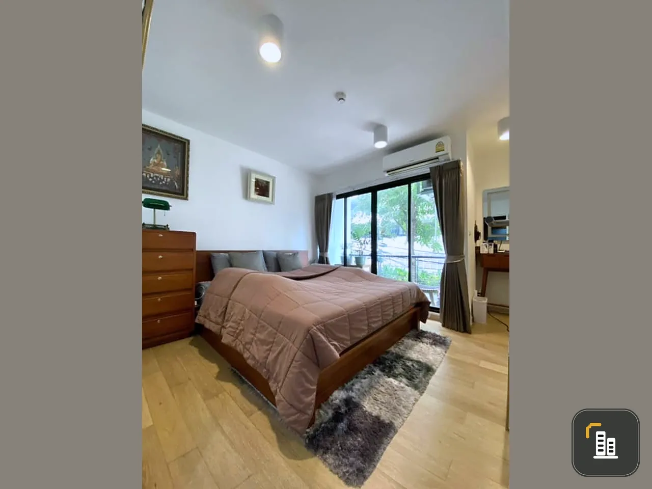 Bangkok Feliz Krungthonburi for sale, 2nd floor, comes with complete decoration. If interested, reserve now. Don't wait.