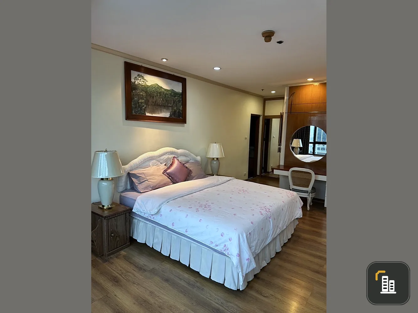 For rent!! President Place Condo, beautiful room, 27th floor, good location, full facilities, don't miss!!