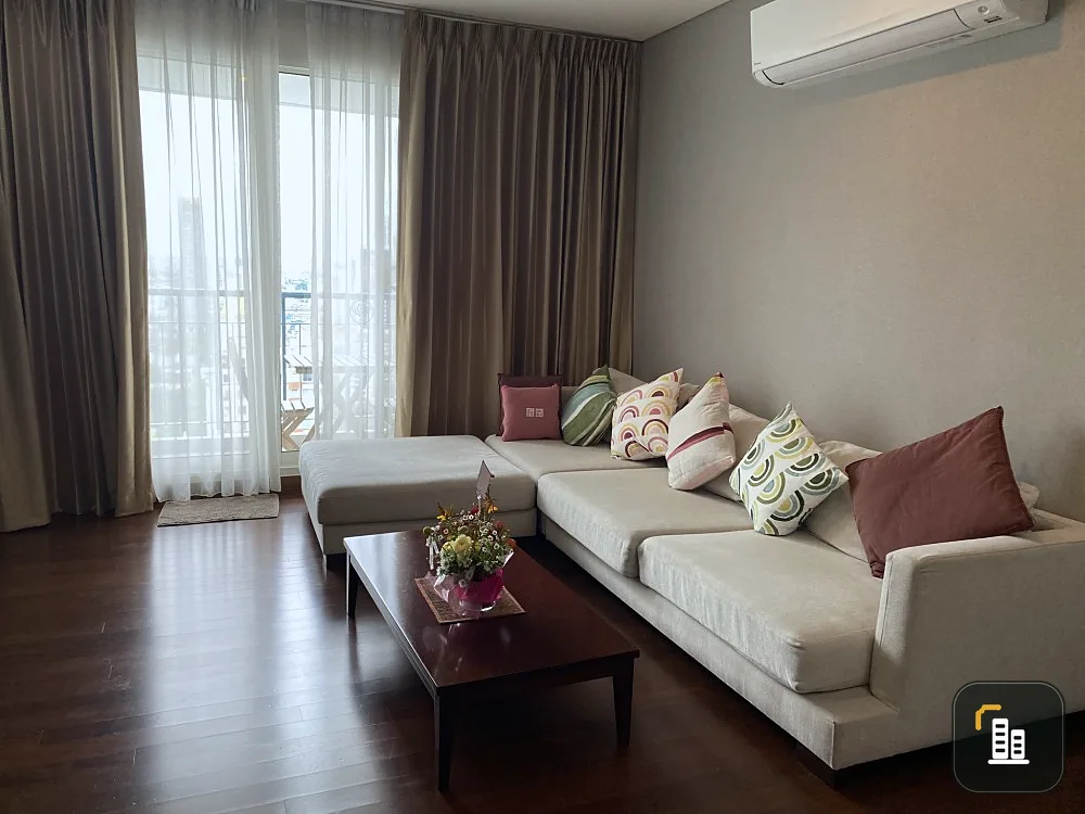 For rent, Ivy Thonglor, very spacious room, 4 bedrooms, suitable for a large family. Just come and move in.