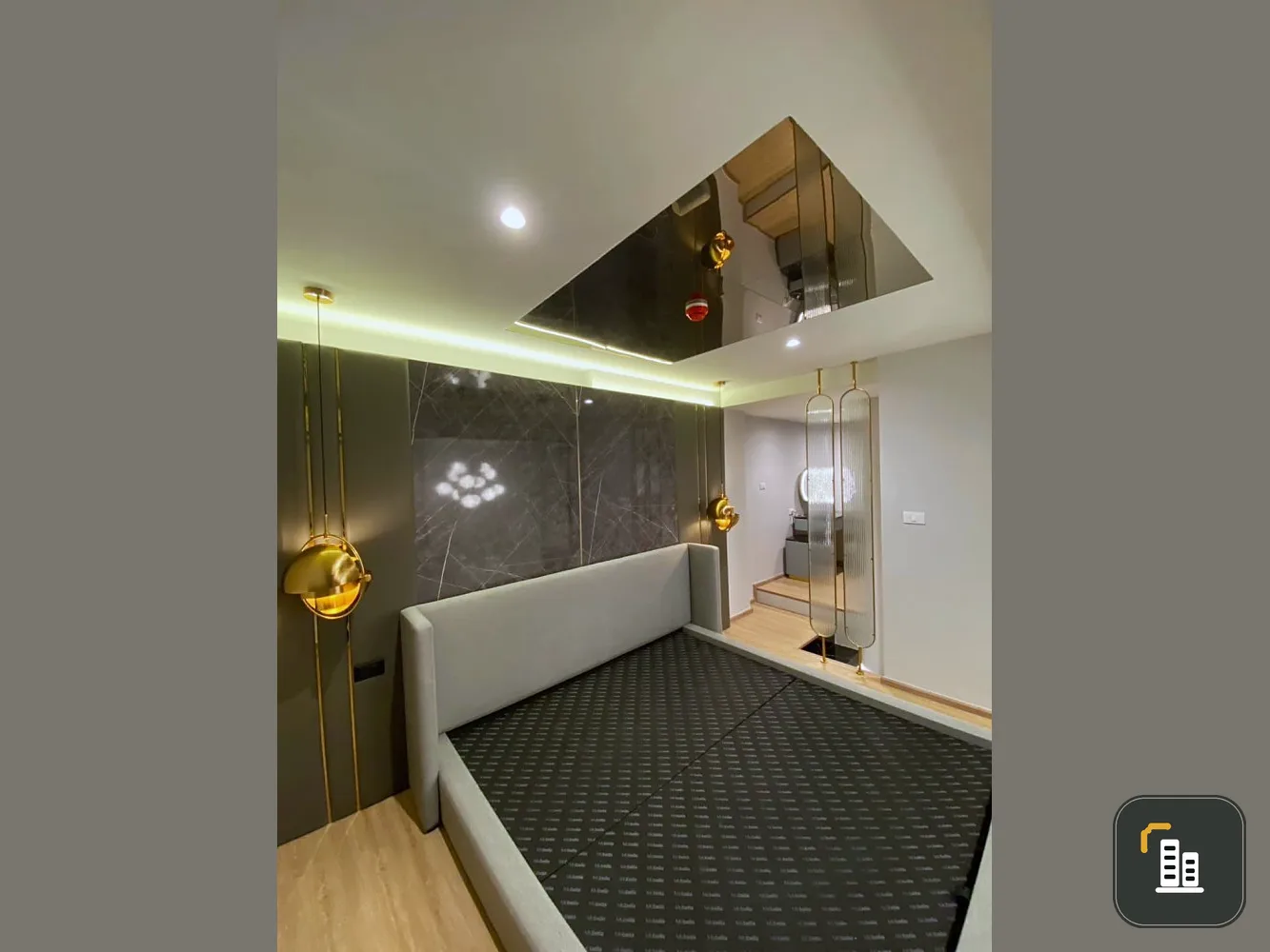 For sale: Ken Attitude Rattanathibet, 29th floor, top, river view, Phra Nang Klao Bridge. High ceilings need to be arranged.