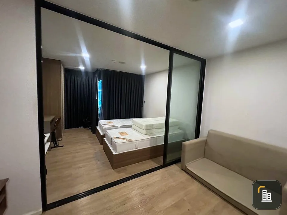 For rent: Cave Town Shift, 1st floor, pool view, partitioned room, fully furnished, book now, don't miss out.