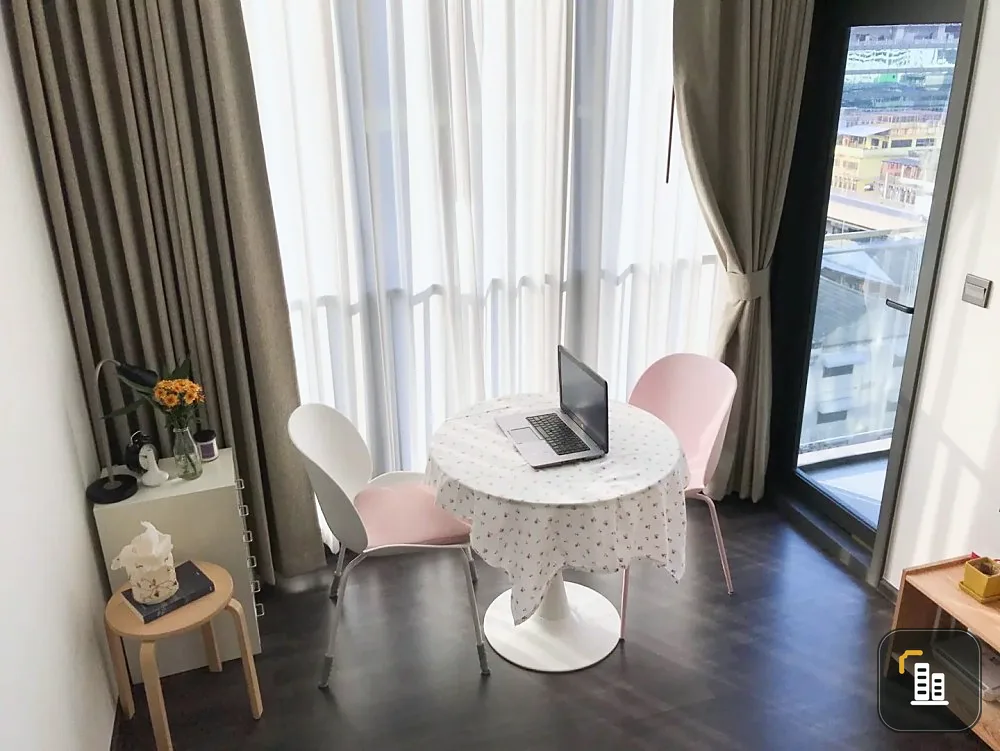 For sale, for rent, The Line Asoke Ratchada, fully decorated, with full functions, has a walk-in closet to store your belongings, interested in bookin