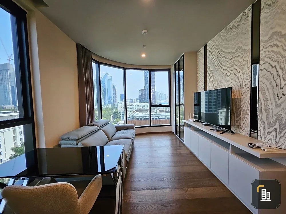 For rent: Ideo Q Sukhumvit 36, decorated in a Minimal LUXURY style, beautiful and comfortable, fully furnished, all in one place.