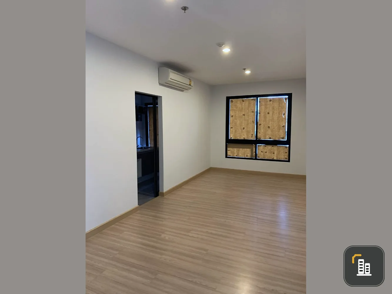 For sale: Niche Mono Ratchavipa, empty room, open and comfortable view, spacious room, comfortable living, convenient transportation, don't miss it.