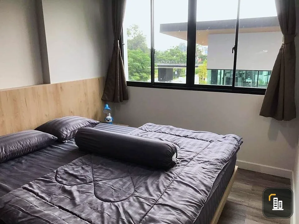 For sale: G Condo Sriracha, pool view, fully furnished, built-in furniture, just bring your own stuff and move in.