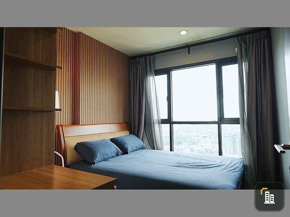 For rent: The Base Park West, 39th floor, Phra Khanong view, soft and comfortable sofa, separate room, you can't miss this opportunity to reserve.