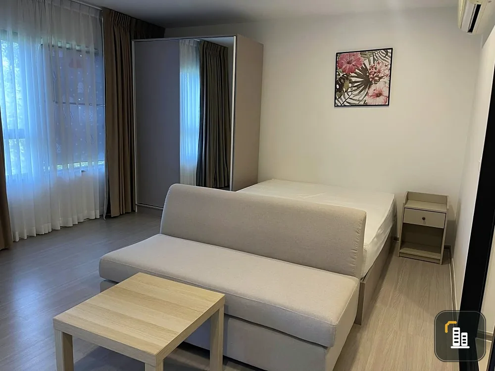 For sale: Aspire Sukhumvit-On Nut, very clean room, comfortable, natural view, lots of freebies, book now, very worthwhile.