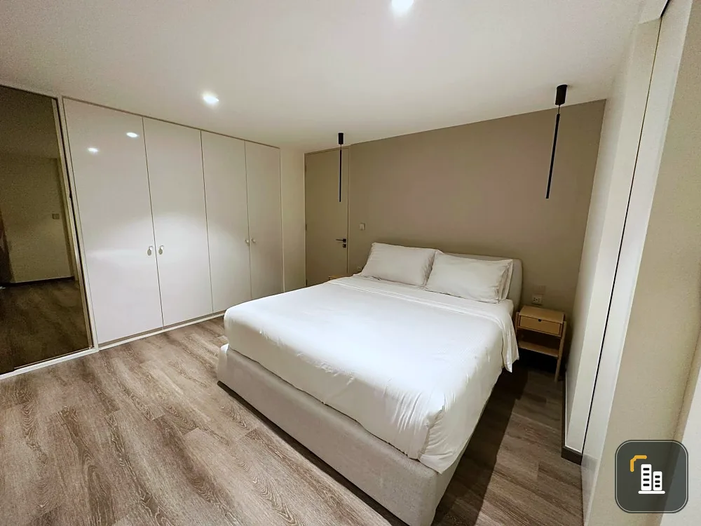 For sale: D.S. Tower 2 Sukhumvit 39, very large room, beautifully decorated, very comfortable to live in, beautiful view, comfortable to look at, book