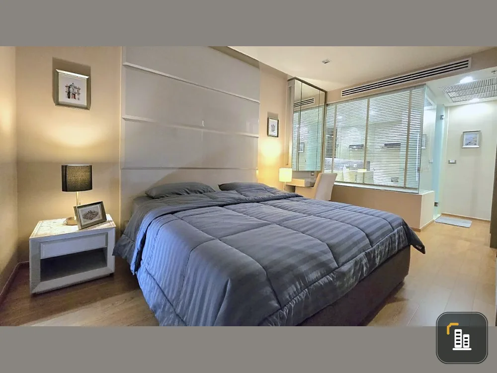 For sale: The Address Sathorn, corner room, north facing, fully furnished, book now, don't wait.