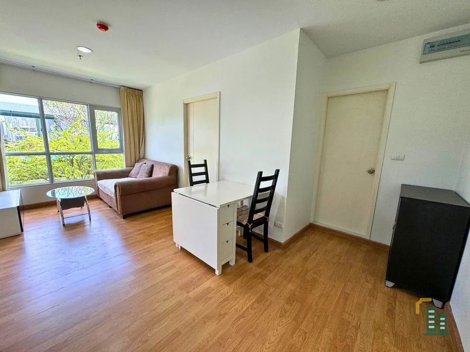 Condo for sale, Aspire Rama 4, corner room with extreme privacy, comes with usable space, I must say you must book.