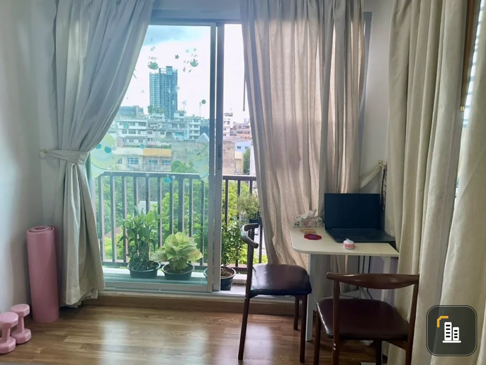 For sale: The Seed Sathorn-Taksin, 6th floor, fully furnished and equipped with electrical appliances. Reserve now, don't miss out.