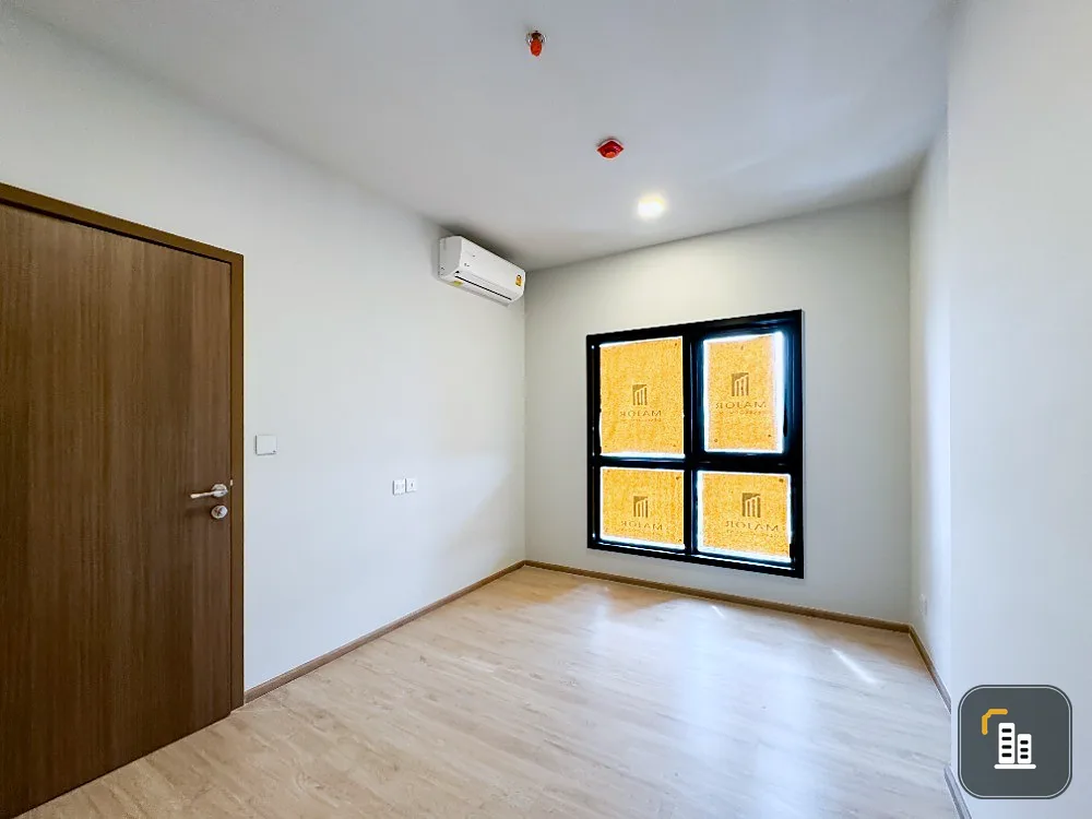For sale: Matrix Phatthanakan, 7th floor, east side room, fully furnished and electric appliances. Reserve now.