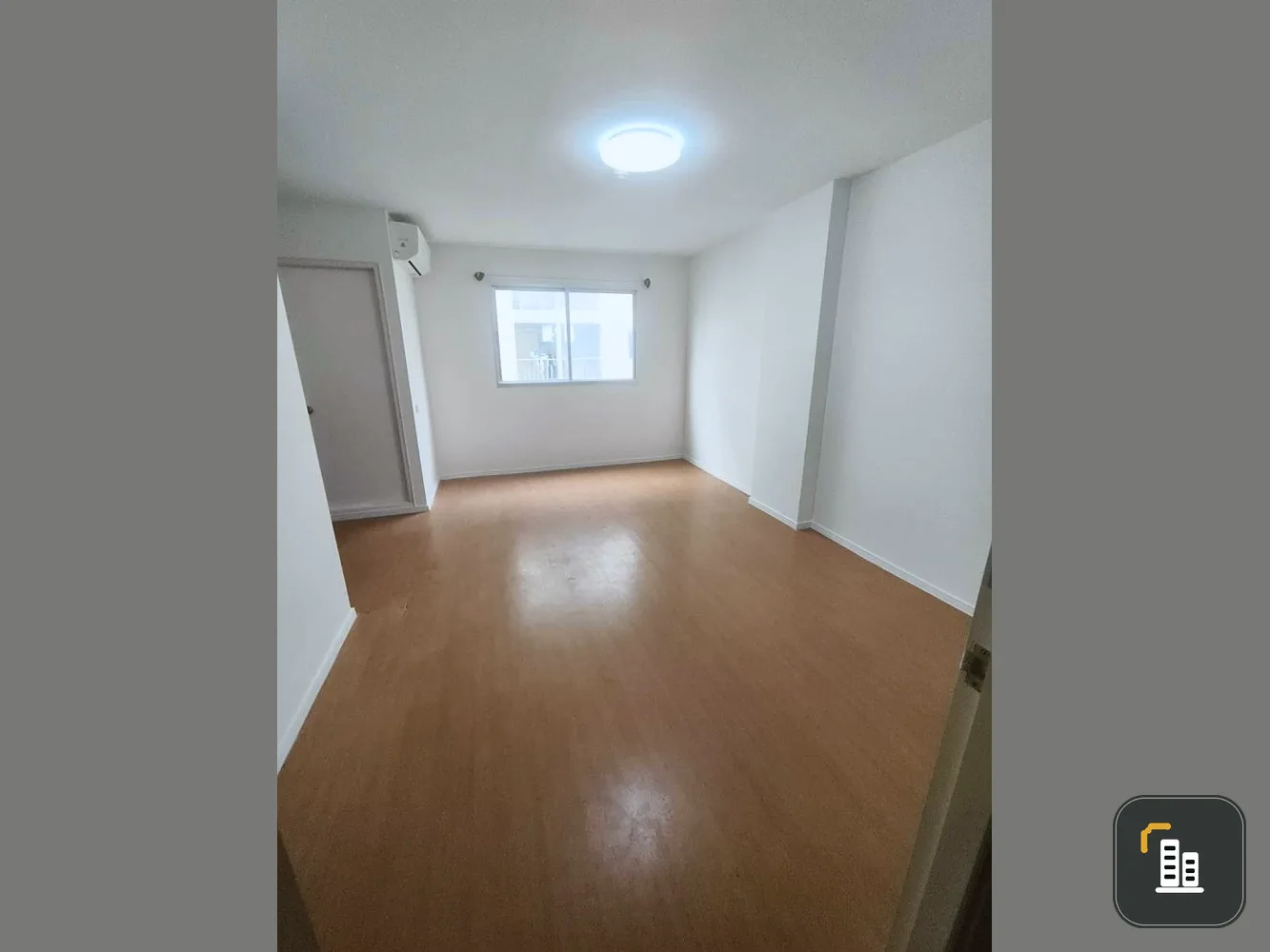 Urgent sale, Lumpini Township Condo, Rangsit, Khlong 1, empty room, not too expensive, those who like to decorate their rooms should not miss it.
