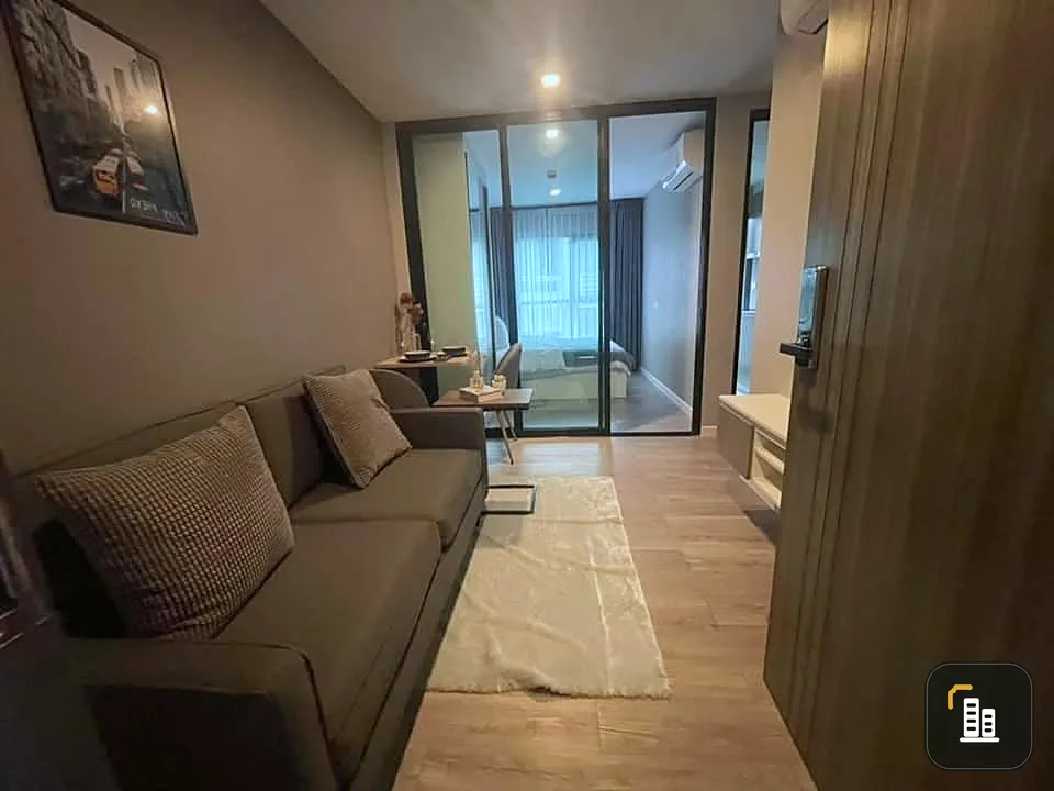 For sale: B-Loft Sukhumvit 107, separate room, fully furnished, just bring your suitcase.