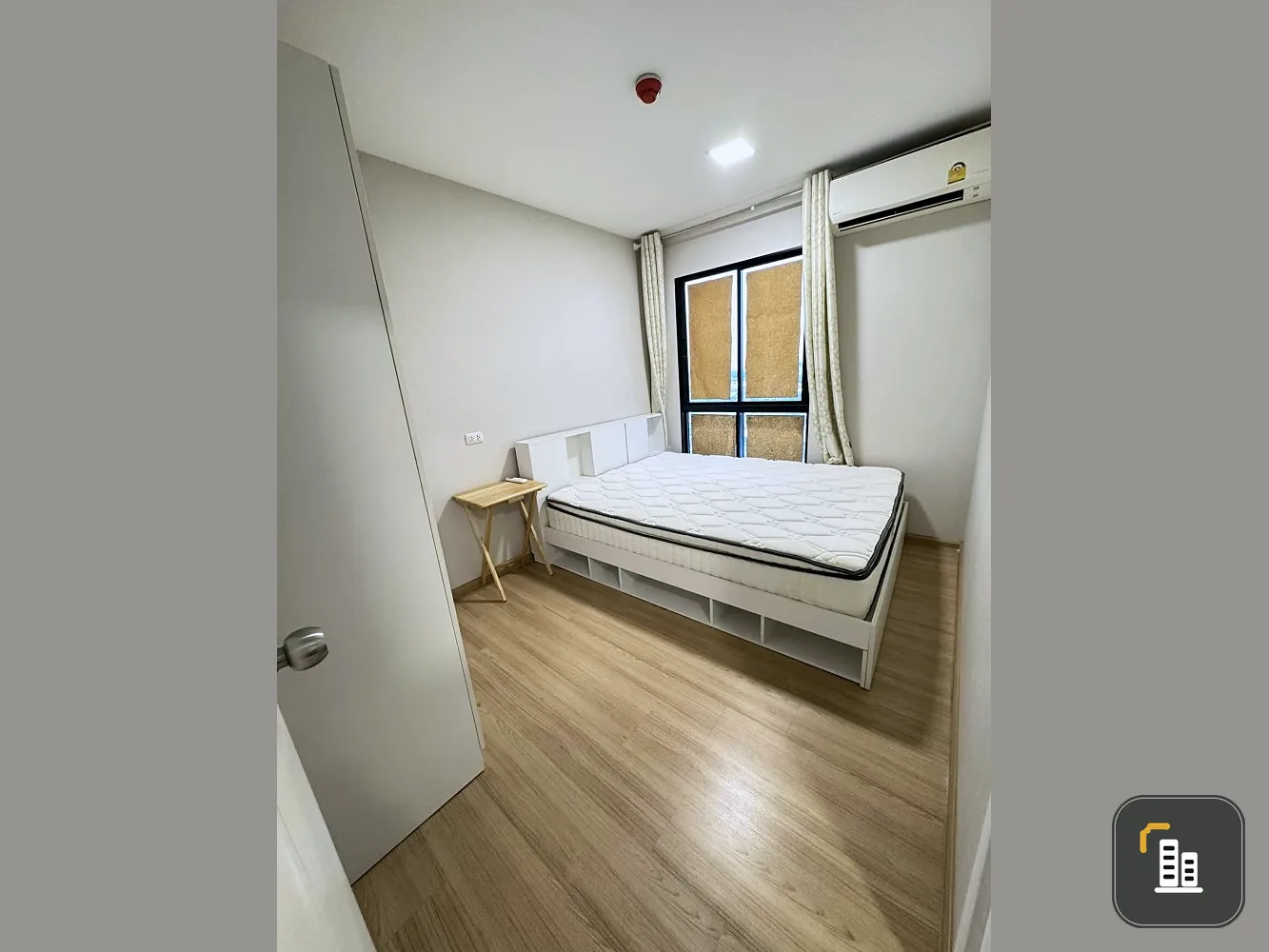 For sale: Plum Condo Mix Chaengwattana, 8th floor, fully furnished. Interested? Hurry and reserve now. Don't miss out!