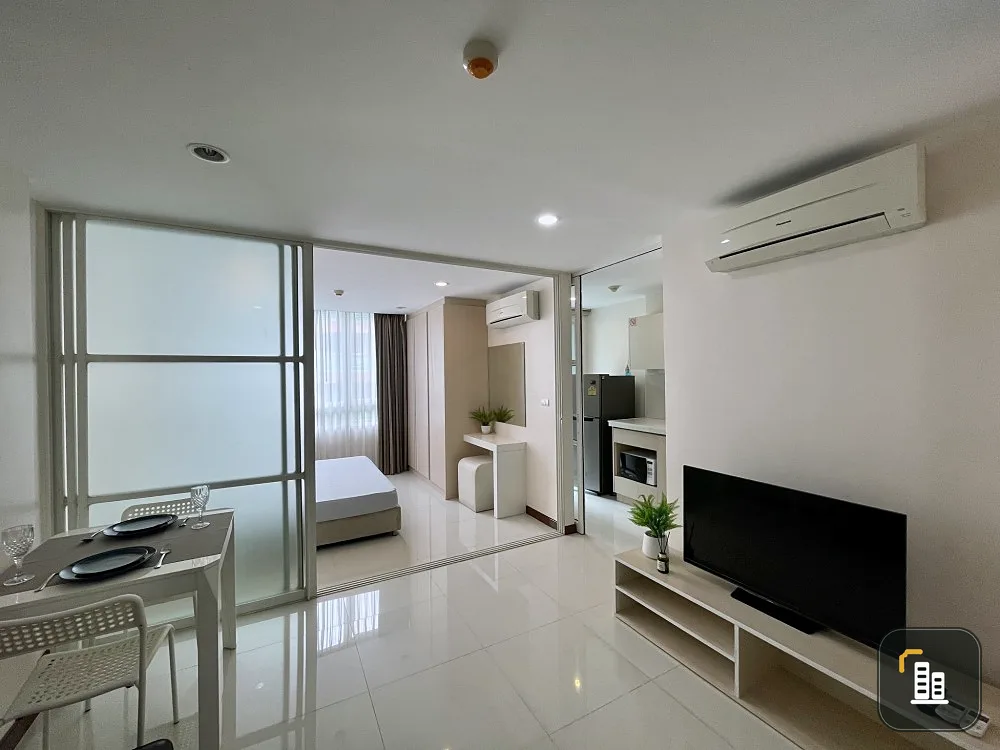 For sale: Element Srinakarin, peaceful and private, close to nature, spacious room, not cramped, fully furnished, ready to move in
